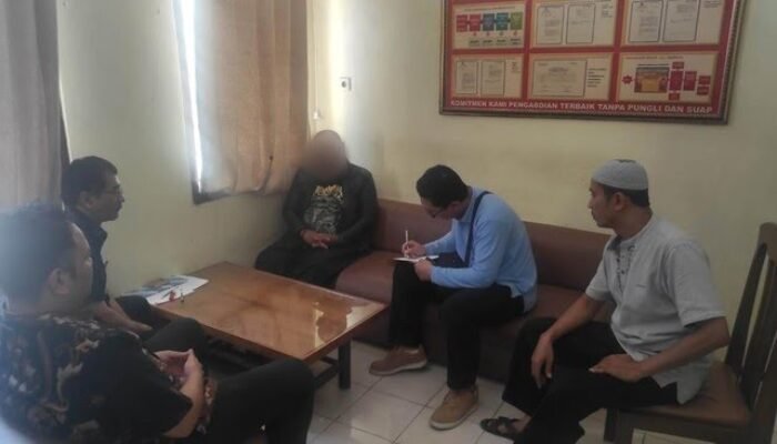 Sempat Viral dan Resahkan Warga Pulosari, Pria Misterius Pengintip Rumah di Tulungagung Akhirnya Ditangkap Polisi