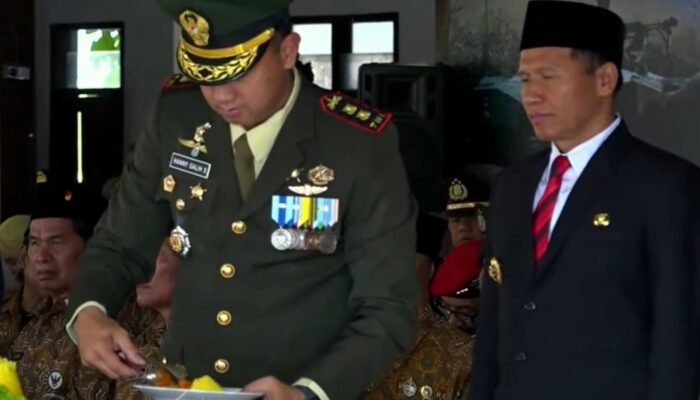 Peringati HUT ke-81 TNI di Pendopo, Plt Bupati Tulungagung Tegaskan Pentingnya Sinergi Pemkab dan Aparat