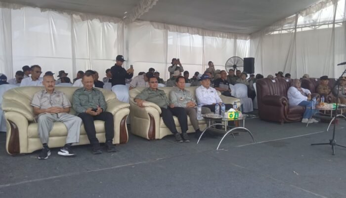 Plt. Bupati Tulungagung Hadiri Panen Perdana Tebu Program Bongkar Ratoon di Desa Bolorejo