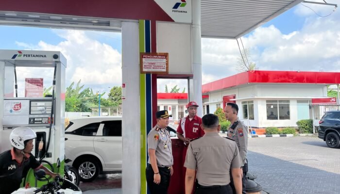 Kapolres Tulungagung Turun Langsung Cek SPBU, Pastikan Stok dan Distribusi BBM Tetap Lancar