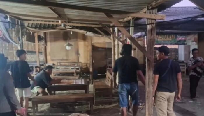 Polres Tulungagung Bersama TNI Bongkar Arena Sabung Ayam dan Dadu di Desa Bono