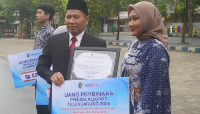 Peringati Hari Sumpah Pemuda ke-98, Plt Bupati Tulungagung Ajak Generasi Muda Perkuat Persatuan dan Inovasi