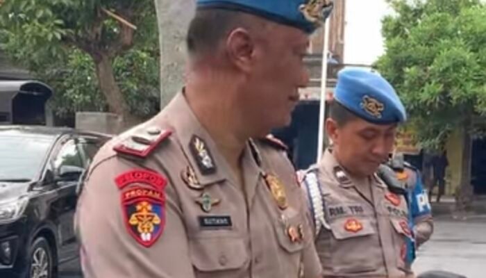 Sebelum Tertibkan Warga, Propam dan Satlantas Tulungagung Gelar Razia Kelengkapan Anggota Polisi