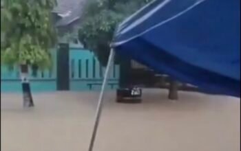 Munjungan Trenggalek Diterjang Banjir dan Longsor, Rumah Warga hingga Sekolah Terdampak