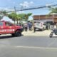 Mobil Mantan Direktur RSUD dr. Iskak Terperosok ke Parit di Kauman, Damkar Tulungagung Turun Tangan