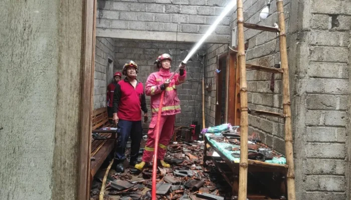 Kebakaran Rumah di Aryojeding Tulungagung, Diduga Akibat Korsleting Listrik