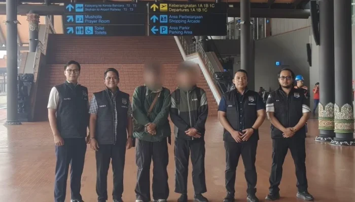 Kantor Imigrasi Blitar Deportasi Dua Warga Negara Thailand yang Tinggal Hampir Setahun di Tulungagung
